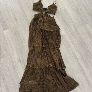 Line and Dot - Gold Dress